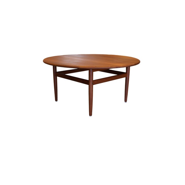 Wood Round Coffee Table in Teak from A/S Niels Bach Møbelfabrik, 1960s For Sale - Image 7 of 15