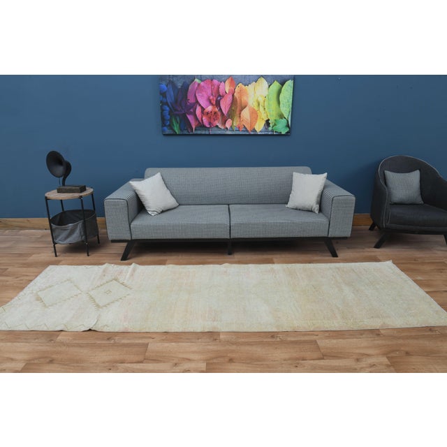 1970s Vintage Handmade Wool Cotton Turkish Beige Area Rug For Sale - Image 4 of 11