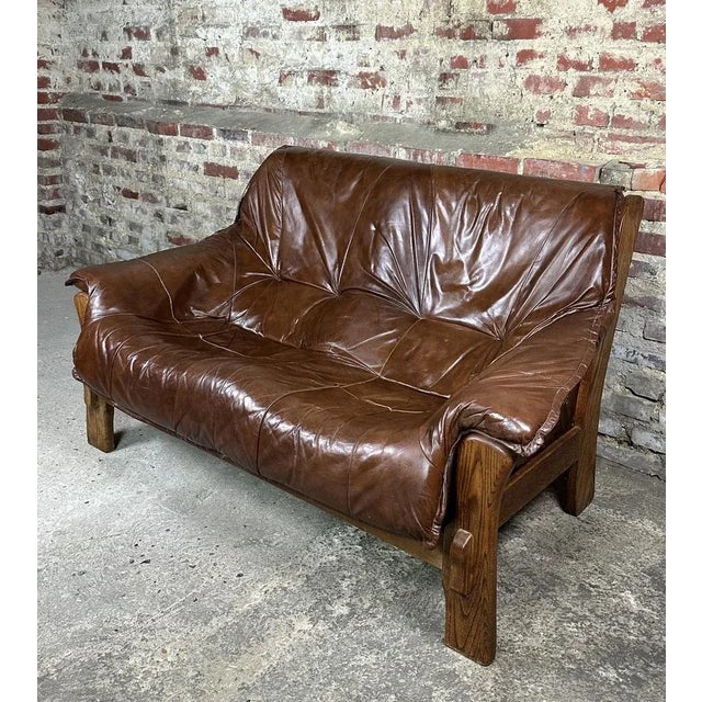 1960s Vintage Sofa in Wood and Leather in the style of Percival Lafer, 1960s For Sale - Image 5 of 10