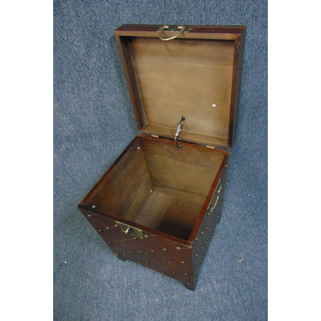 Brown Regency Style Diamond Patterned Lift Top Trunk For Sale - Image 8 of 9