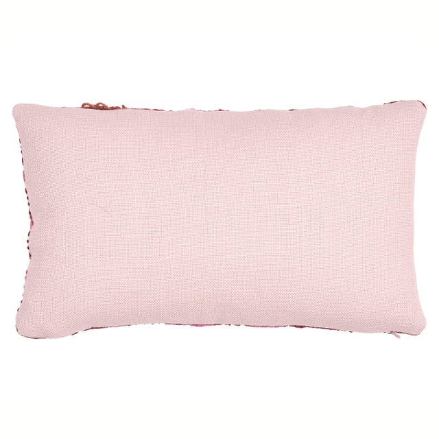 This pillow features Marguerite Embroidery with a knife edge finish. Happy and humble, Marguerite Embroidery features a...