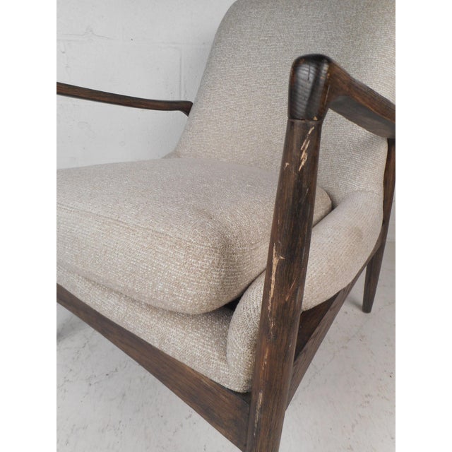 Light Gray 1970s Contemporary Modern Lounge Chair For Sale - Image 8 of 10
