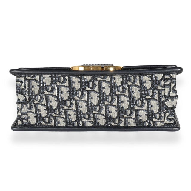 2010s Navy Oblique Jacquard 30 Montaigne Chain Bag For Sale - Image 5 of 8