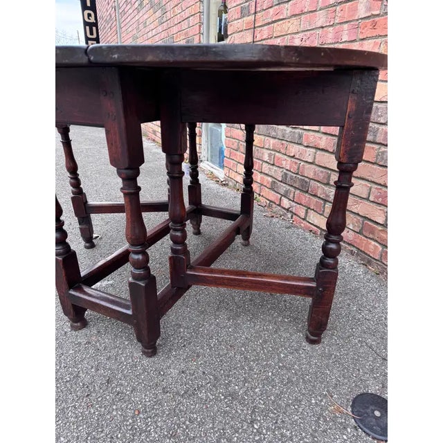 Late 18th Century 19th Century English Gate Leg Table For Sale - Image 5 of 10