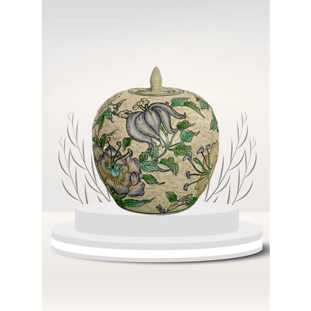 Chinoiserie Vintage 'Macau'/ Chinese Pale Apricot Porcelain Ginger Jar (Macao) With Exotic Flowers Tongzhi Style (Macanese) For Sale - Image 3 of 13