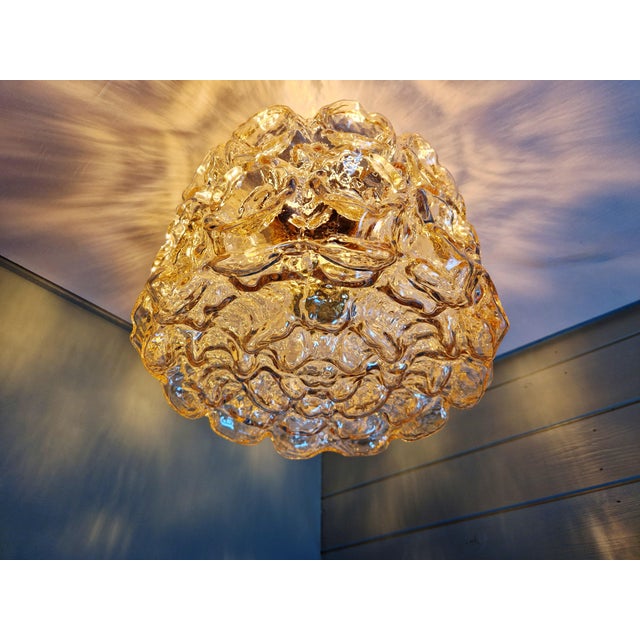 Gold Vintage Ceiling Light in Brass and Textured Amber Glass by Helena Tynell for Glashütte Limburg, 1960s For Sale - Image 8 of 18
