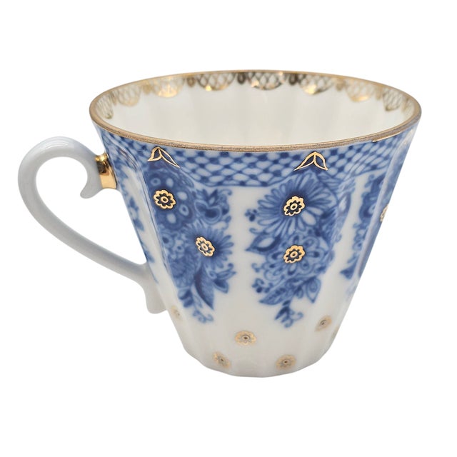 Traditional Lomonosov Imperial Russian Porcelain Bridesmaid Basket Teacup and Saucer, Hand Decorated For Sale - Image 3 of 12