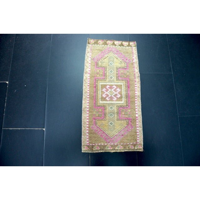 Pastel Oushak Handmade Wool Rug For Sale In Phoenix - Image 6 of 6