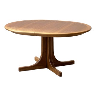 Scandinavian Extendable Teak Table, 1970s For Sale