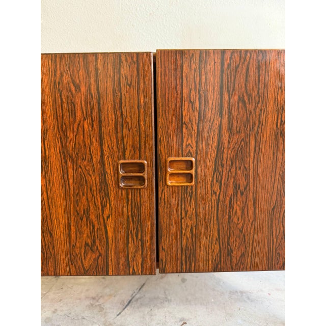 1960s Vintage Danish Rosewood Cabinet – Mid Century Modern Storage Credenza, Denmark 1960s For Sale - Image 5 of 8