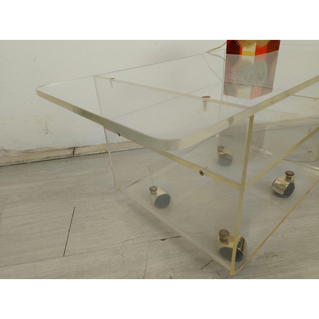 Vintage TV Table in Acrylic Glass, 1970s For Sale - Image 9 of 13