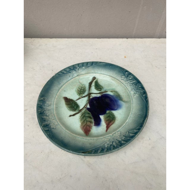 French rustic Majolica Plum Plate Circa 1920. Attributed to Orchies.