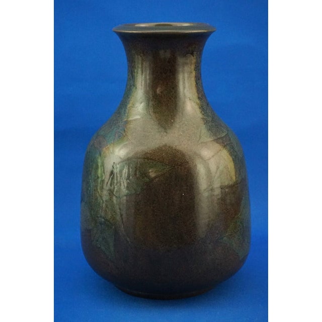 Futurist Majolica Ceramic Vase with Bas-Relief Bird by Bruno Baratti, Italy, 1920s For Sale - Image 4 of 18