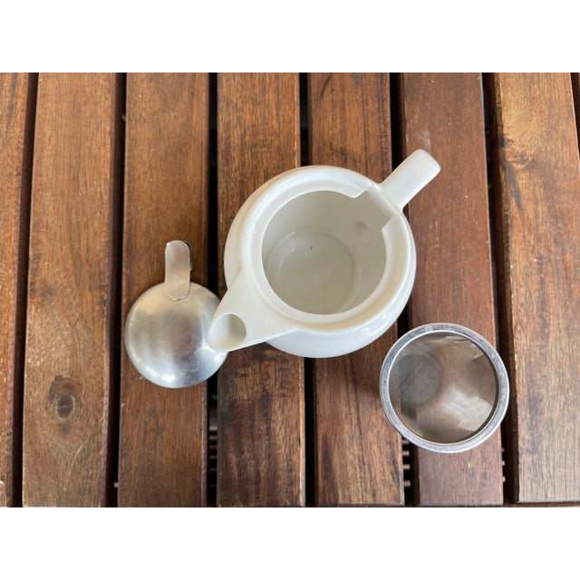 2010s Contemporary Japan Bee House 12oz Round White Teapot With Metal Lid & Infuser For Sale - Image 5 of 5
