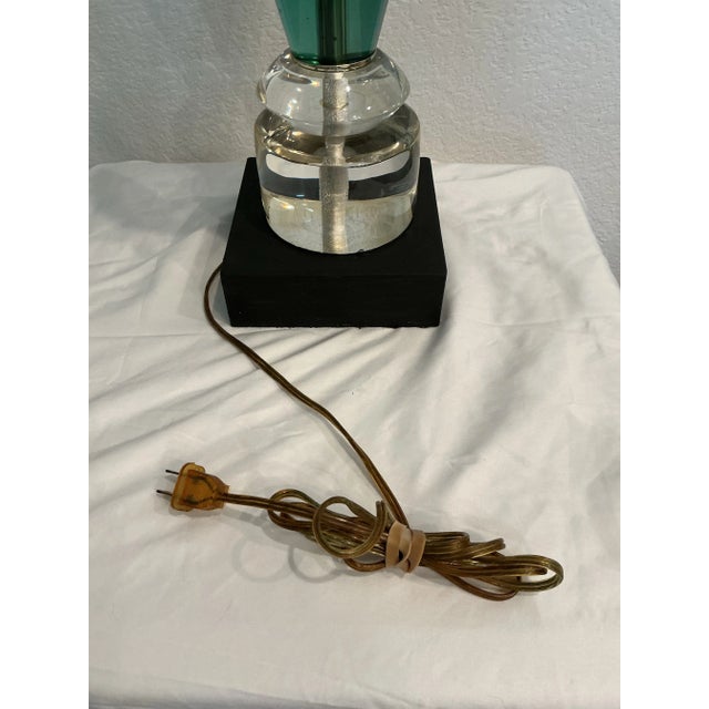 1970s 1970s Van Teal Mid-Century Modern Green, Black & Gold Lucite Table Lamp For Sale - Image 5 of 12
