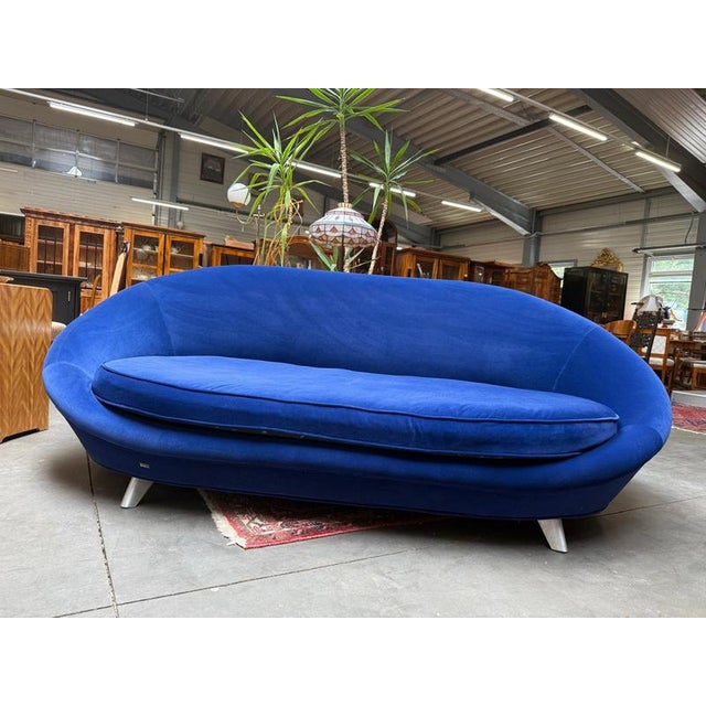 Giant Pool / UFO Sofa by Bretz For Sale - Image 5 of 10