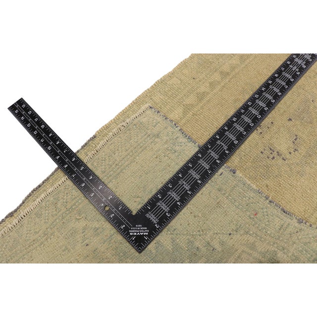 Mid 20th Century Vintage Turkish Yastik Rug - 01'07 X 03'09 For Sale - Image 5 of 8