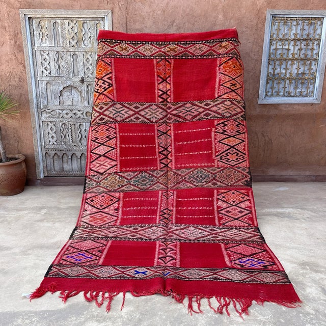 Moroccan Handmade Kilim Rug - 5'6" X 9'6" Ft For Sale - Image 4 of 9