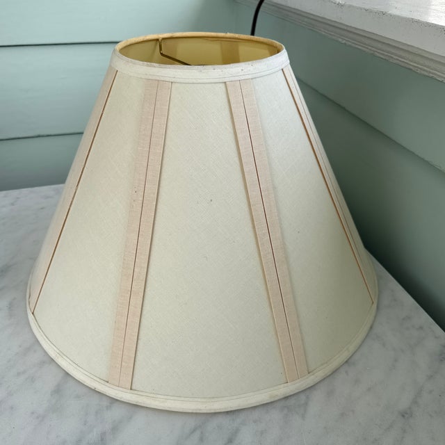 Frederick Cooper Large Vintage Pleated Lampshade in Ivory – 19” For Sale - Image 4 of 7