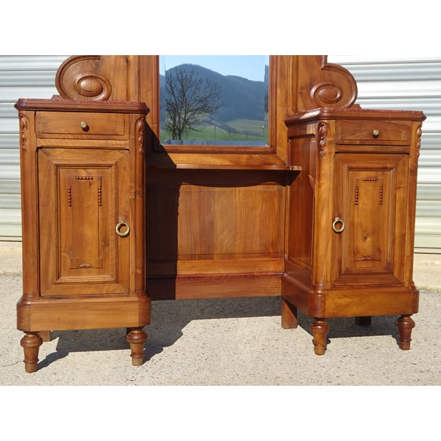 Mid-Century Modern Walnut Dressing Table, 1950s For Sale - Image 3 of 18
