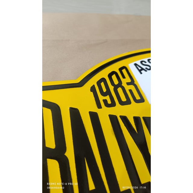 Vintage 1983 Rallye Monte-Carlo Assistance Metal Plate Sign – Authentic Embossed Motorsport Wall Art For Sale - Image 17 of 18