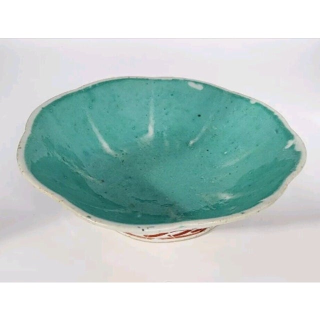 1920s 20th Century Chinese Famille Rose Bowl For Sale - Image 5 of 7