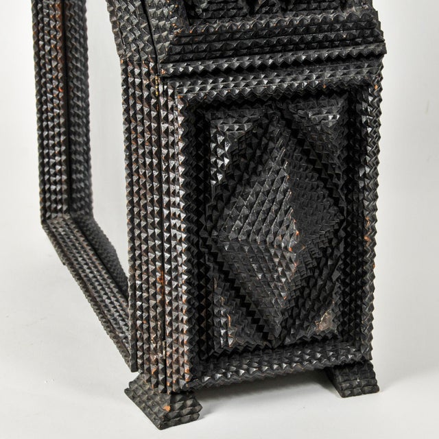 Rare 19th Century German Tramp Art Nicho Box – Intricate Notch Carving For Sale - Image 11 of 18
