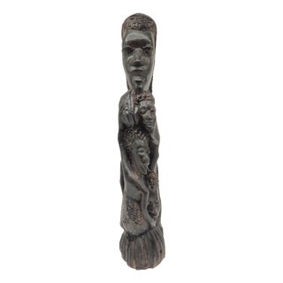 Modernist Hand-Carved Ujamaa Sculpture in Ebony Makonde, 20th Century For Sale