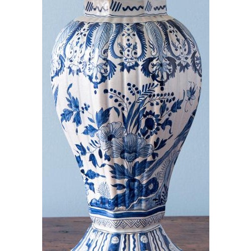 Blue and White Faience Vase Lamps from Samson, 19th Century, Set of 2 For Sale - Image 7 of 13