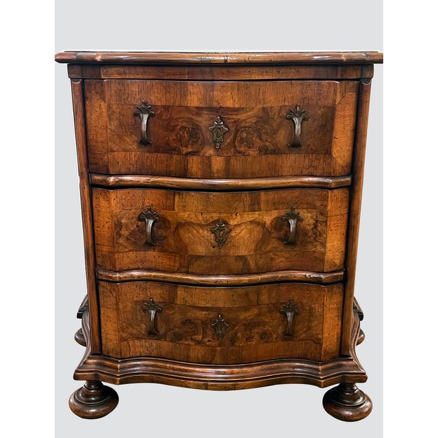 1900 - 1909 Italian Baroque Style Serpentine 3-Drawer Commode For Sale - Image 5 of 8