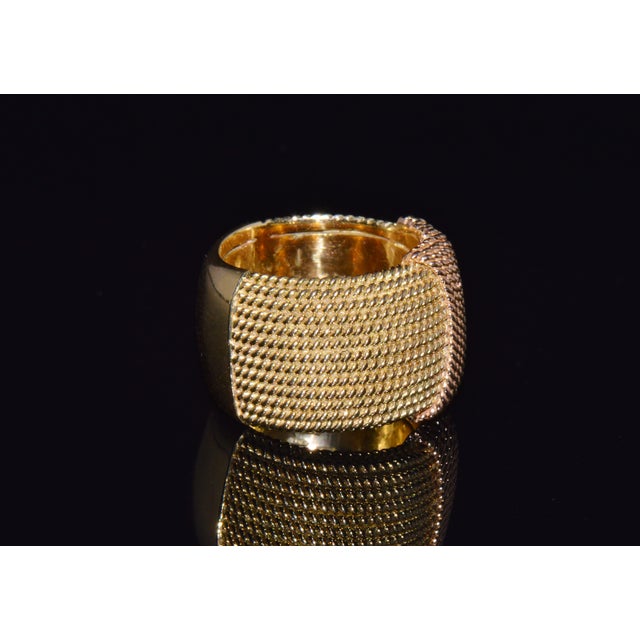 Mid-Century Modern Authentic Vintage Roberto Coin Opera 18k Yellow & Rose Gold Wide Statement Band Ring With Hidden Ruby, Size 7.5 For Sale - Image 3 of 17