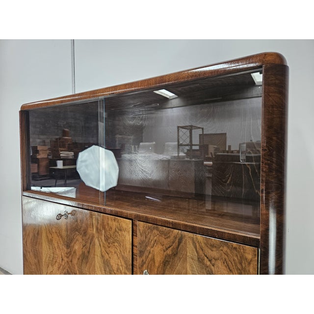 Art Deco Austrian Display Cabinet in Glass and Briar Root, 1930 For Sale - Image 6 of 18