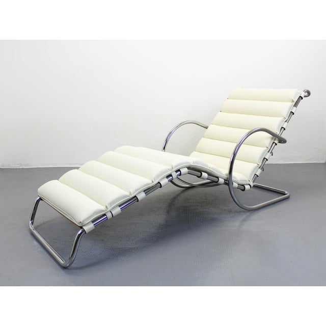 Ivory Leather and Steel Chairs Knoll Mr by Ludwig Mies Van Der Rohe for Knoll Inc. / Knoll International, 1970s, Set of 2 For Sale - Image 8 of 8