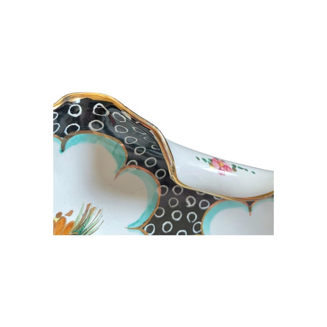 Ceramic Vintage Deruta Style Italian Hand Painted Porcelain Quatrefoil Dish For Sale - Image 7 of 9