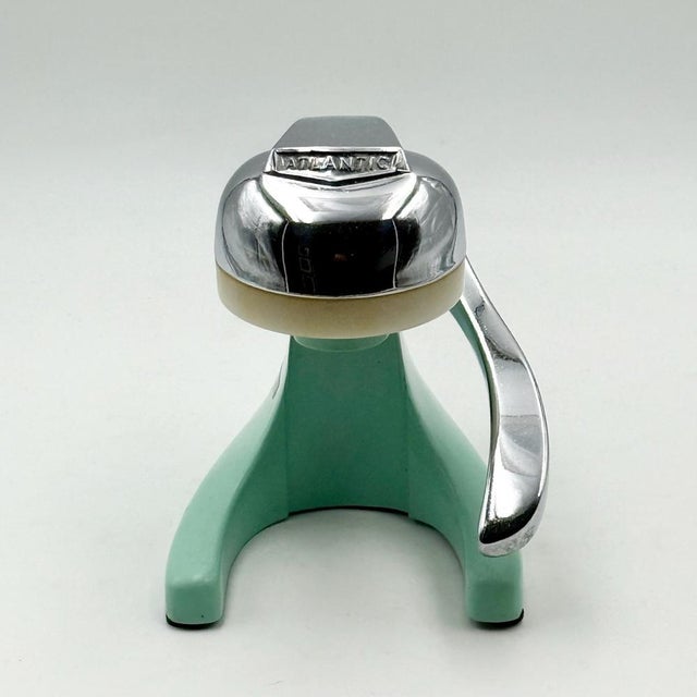 Metal Spremita Deluxe Juicer in Teal by Lino Saltini, 1960s For Sale - Image 7 of 16