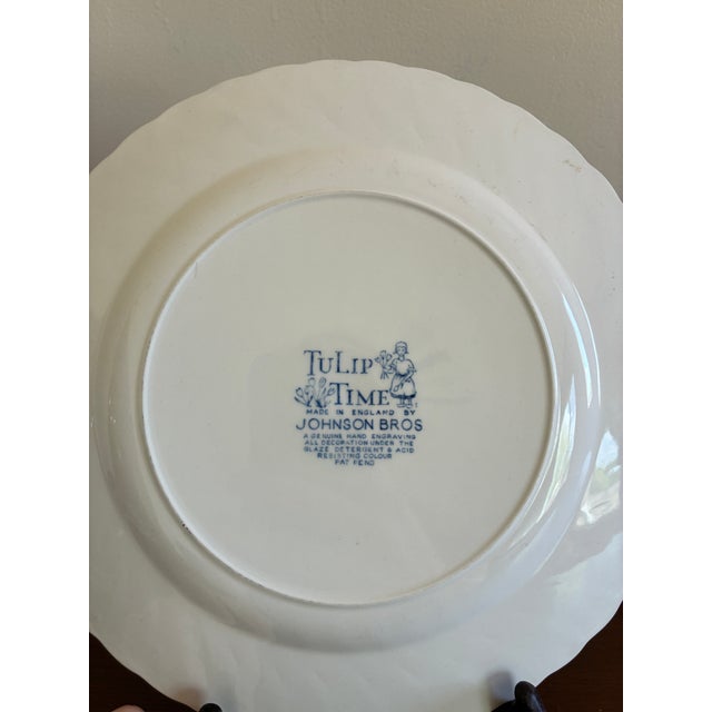 Johnson Brothers Tulip Time Blue & White Dinner Plate For Sale - Image 9 of 10