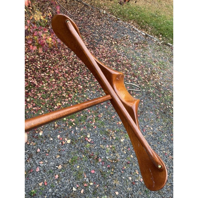 Mid-Century Modern Pair of Mid 20th Century Mod Fratelli Reguitti Italian Dovetail Wooden Hanger W Pole For Sale - Image 3 of 12