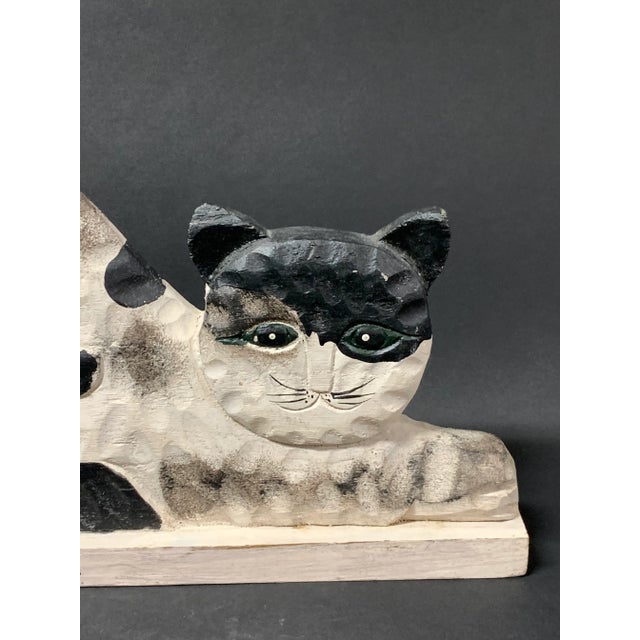 Item Name: Painted and Carved Wood Folk Art Cat Sculpture Origin: Us Ages: 20th Century Materials: Wood Measurement: 7...