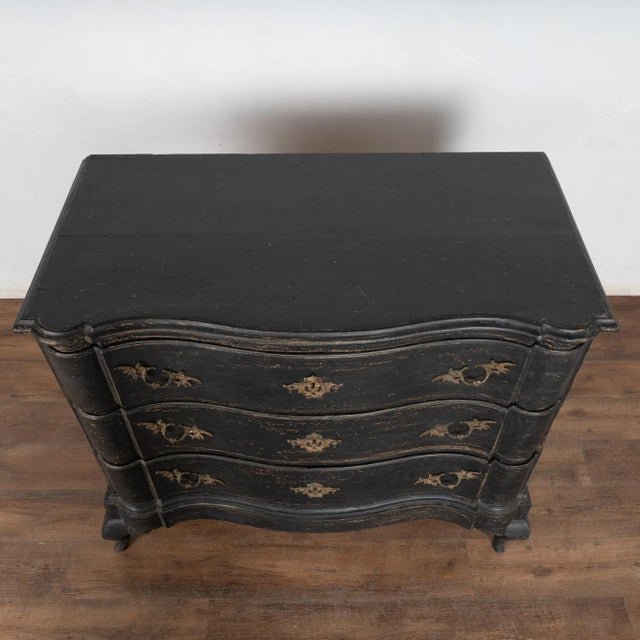 Late 18th Century Black Chest of Three Drawers For Sale - Image 4 of 13