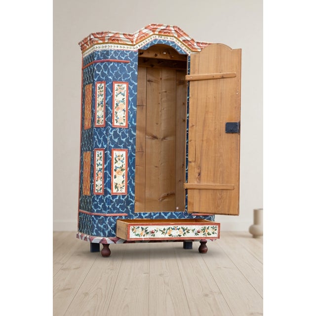 Mid 19th Century Antique Baroque Folk Art Hand-Painted Cabinet in Wood, Central Europe, 1865 For Sale - Image 5 of 18