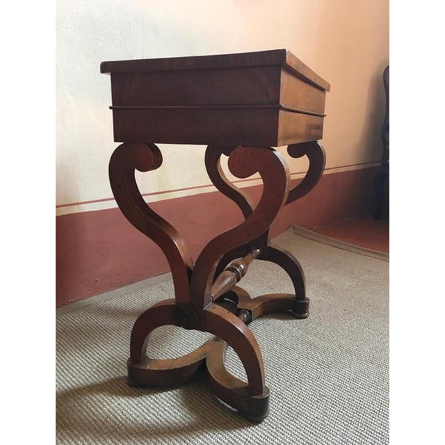 Early 19th Century Walnut Vanity Table, Italy For Sale - Image 4 of 15
