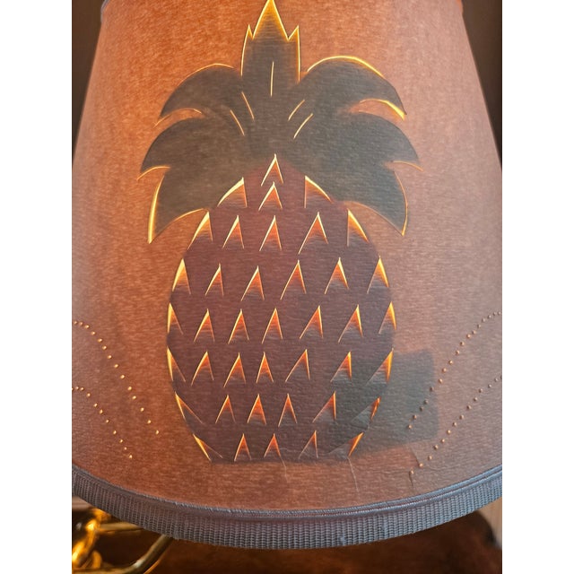 Vintage Brass Adjustable Table Lamp With Classic Pineapple Shade For Sale - Image 4 of 12