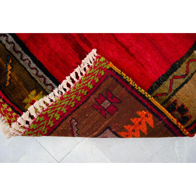 1950s Masterpiece Hand Knotted Turkish Rug for Living Room, Large Runner Rug, Gallerie Rug, Kitchen Decor- 4′7″ X 13′5″ For Sale - Image 16 of 17