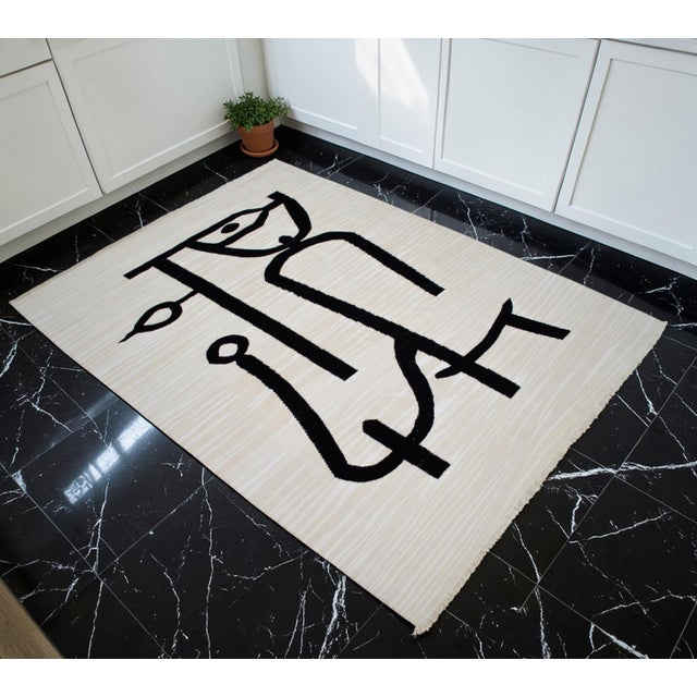 This singular modern Oushak flatweave represents a bold fusion of centuries-old Anatolian weaving traditions and 20th-...