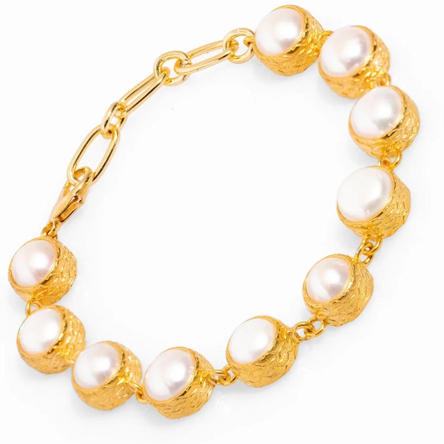 Metal Vintage Style Pearl Tennis Bracelet For Sale - Image 7 of 10