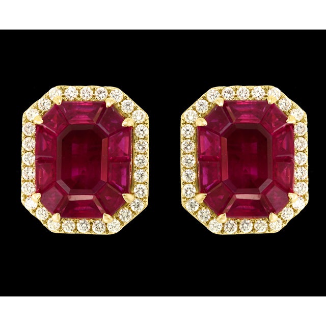 12 Carat Natural Burma Ruby and Diamond Earring in 18 Karat Yellow Gold For Sale - Image 12 of 18