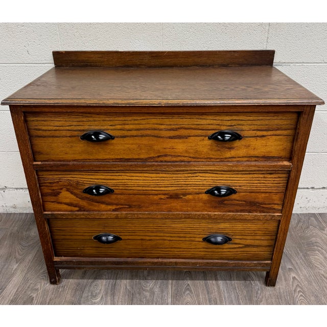 Arts & Crafts Antique Arts and Crafts Mission Style Oak Dresser Chest of Drawers For Sale - Image 3 of 15