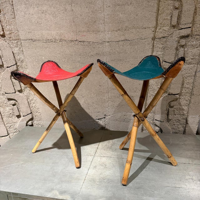 Pair of Vintage Mexican Hand-Tooled Leather Tripod Folding Stools MCM For Sale In San Diego - Image 6 of 14