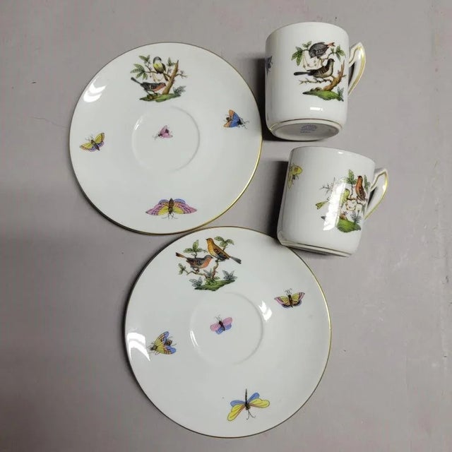 English Pair of Herend Rothschild Bird Espresso Mocha Demitasse Cup With Saucer For Sale - Image 3 of 6