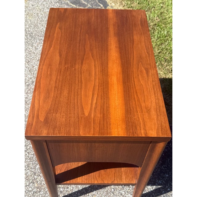 Mid-Century Modern Mid Century Kent Coffey Perspecta Nightstand End Table For Sale - Image 3 of 6